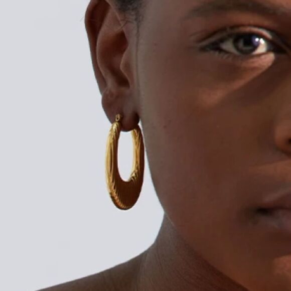 #27 New Gold Textured Long Oval Hoops - Picture 9 of 11